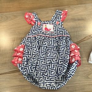 EUC shrimp and grits kids, whale smocked bubble size 2T